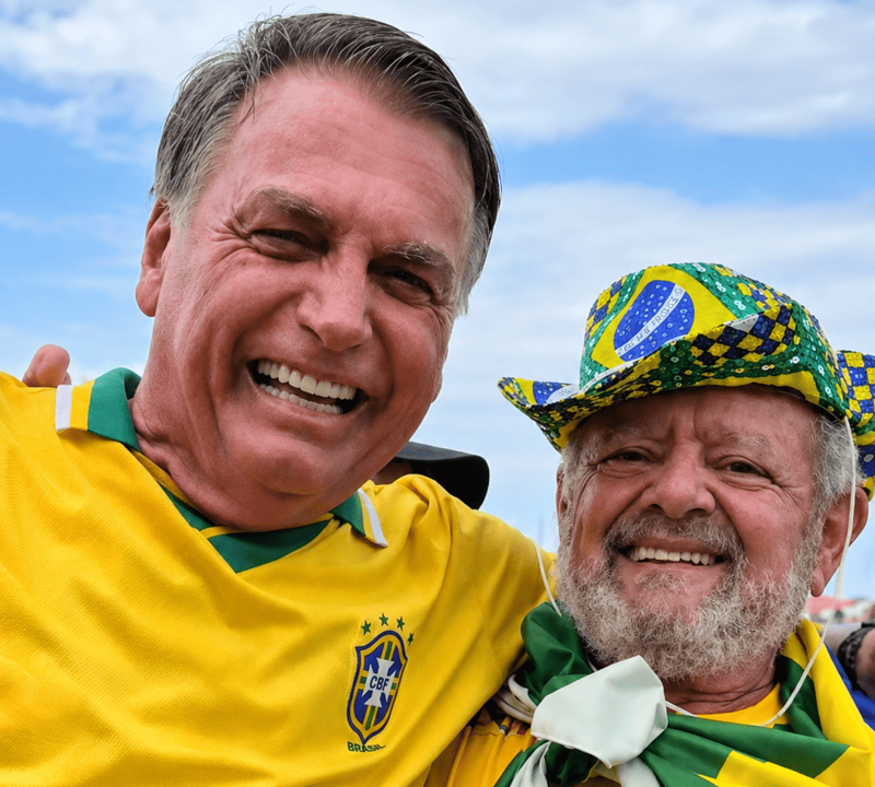 Dr. Célio com Jair Bolsonaro em ato na Avenida Paulista